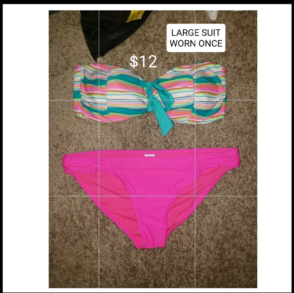 SWIMSUIT